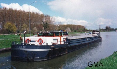 berry-sacramento-13_04_1998.jpg (76.28 Kio) Vu 5371 fois berry-sacramento-13_04_1998.jpg