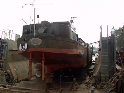 arriere sur dock 03 petit.JPG (131.07 Kio) Vu 7538 fois arriere sur dock 03 petit.JPG