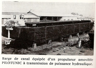 Solbay barge 5 - in Voies Navigables de France, 1967.jpg