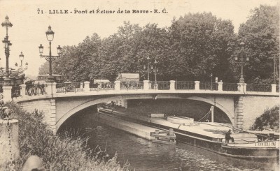 Lille - Pont et écluse de la Barre (vagus).jpg