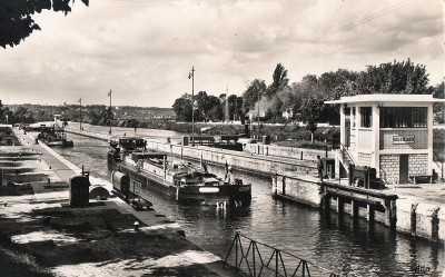 img052.jpg (234.6 Kio) Vu 3265 fois img052.jpg