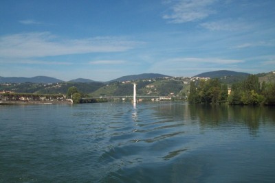 pontcondrieu.JPG (90.45 Kio) Vu 996 fois pontcondrieu.JPG