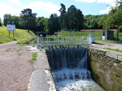 Condes (02).JPG (310.44 Kio) Vu 4904 fois Condes (02).JPG