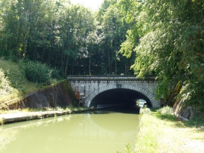 Condes (06).JPG (310.38 Kio) Vu 5044 fois Condes (06).JPG