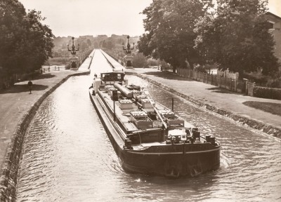 Briare (Loiret) - Le pont-canal (vagus).jpg