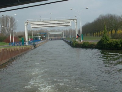 Ecluse de Fresnes sur escaut (2).JPG