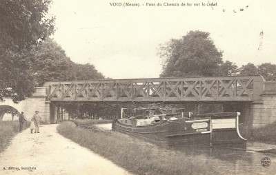 Void (Meuse) - Pont du chemin de fer sur le canal - ST EUSTACHE (vagus).jpg (312.99 Kio) Vu 991 fois Void (Meuse) - Pont du chemin de fer sur le canal - ST EUSTACHE (vagus).jpg