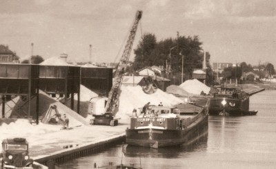 Aulnay-sous-Bois (S.-&-O.) - Le canal de l'Ourcq - SS95 (vagus).jpg