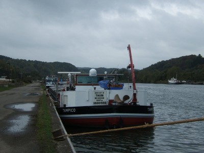 2009_1010Batellerie0170.JPG (132.72 Kio) Vu 2749 fois 2009_1010Batellerie0170.JPG