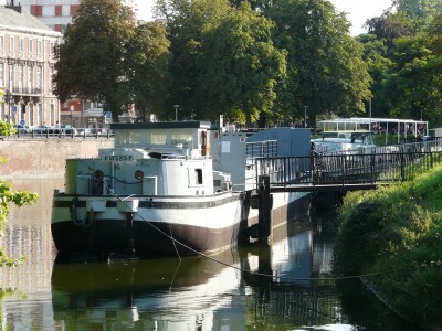 la peniche-lille-ar.JPG