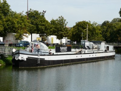 la peniche-lille-av.JPG