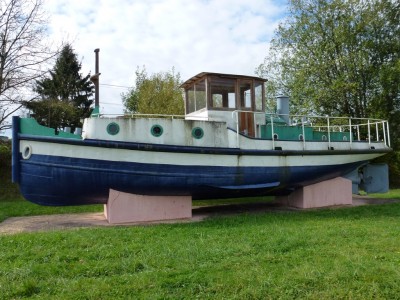 remorqueur girancourt (02).JPG (772.7 Kio) Vu 10339 fois remorqueur girancourt (02).JPG