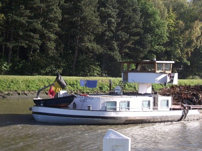 2011_10152010_12050025.JPG (356.56 Kio) Vu 1552 fois 2011_10152010_12050025.JPG