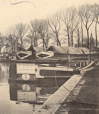Solvay 5 - Dombasle-sur-Meurthe - Le Port (détail).jpg (360.3 Kio) Vu 2164 fois Solvay 5 - Dombasle-sur-Meurthe - Le Port (détail).jpg