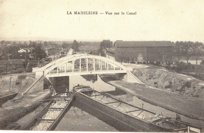 Solvay 24 - La Madeleine - Vue sur le canal.jpg
