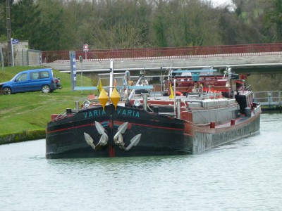 P1060325VARIA.jpg