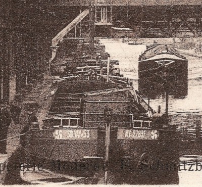 Solvay 53 - Dombasle-sur-Meurthe - Les transbordeurs des Usines Solvay (détail) (vagus).jpg (179.88 Kio) Vu 2554 fois Solvay 53 - Dombasle-sur-Meurthe - Les transbordeurs des Usines Solvay (détail) (vagus).jpg