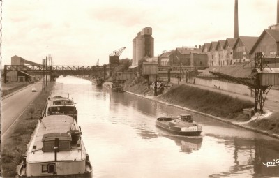 Solvay 104 84 - Dombasle-sur-Meurthe (M.-et-M.) - Le canal.jpg