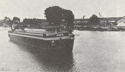 Solvay 116 in Sciences et Industrie n°254bis - hors série Les voies navigables françaises - 1934 - pub chantier Choisy (2).jpg (398.31 Kio) Vu 9481 fois Solvay 116 in Sciences et Industrie n°254bis - hors série Les voies navigables françaises - 1934 - pub chantier Choisy (2).jpg