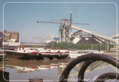 Solvay 122 79 73 124 - Dombasle-sur-Meurthe - Le port.jpg (373.08 Kio) Vu 17497 fois Solvay 122 79 73 124 - Dombasle-sur-Meurthe - Le port.jpg