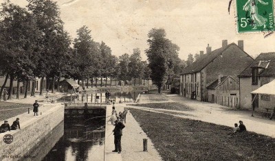 inconnu.jpg (129.78 Kio) Vu 3725 fois inconnu.jpg