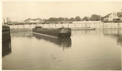 22 Aviso dans l'ancien port de Macon - Copie [800x600].jpg