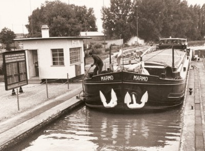 MARMO - écluse 51 CMR Est - automne 1985 (2) (dét) (vagus) (2).jpg (170.73 Kio) Vu 6115 fois MARMO - écluse 51 CMR Est - automne 1985 (2) (dét) (vagus) (2).jpg