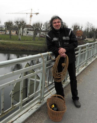 JC 2 PEtit.jpg (277.7 Kio) Vu 7488 fois JC 2 PEtit.jpg