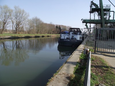 2012_03232010_12050011.JPG (287.32 Kio) Vu 2739 fois 2012_03232010_12050011.JPG