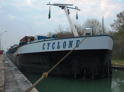 IMG_86851024766.JPG (505.68 Kio) Vu 3408 fois IMG_86851024766.JPG