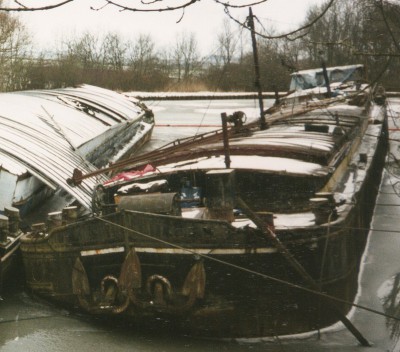 Ancien embranchement de Réchicourt - février 2003 - inconnu (3).jpg (143.24 Kio) Vu 4824 fois Ancien embranchement de Réchicourt - février 2003 - inconnu (3).jpg