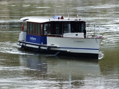 S0021444.JPG