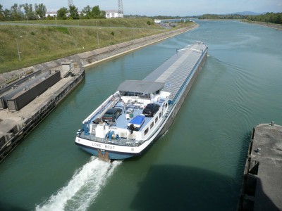 LOVE BOAT - Fessenheim - septembre 2008 (003).JPG (154.53 Kio) Vu 1286 fois LOVE BOAT - Fessenheim - septembre 2008 (003).JPG