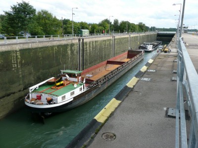 ROSENHUGEL - Iffezheim - juillet 2008 (018).JPG (186.23 Kio) Vu 1538 fois ROSENHUGEL - Iffezheim - juillet 2008 (018).JPG