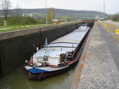 STADT WEISSENTHURM - Pagny-sur-Moselle - avril 2006 (045).JPG