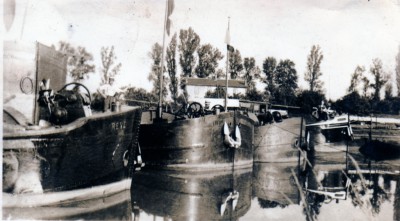 GROUPE LIEU-DATE-inconnu -RENÉ - Copie.jpg (369.07 Kio) Vu 1276 fois GROUPE LIEU-DATE-inconnu -RENÉ - Copie.jpg