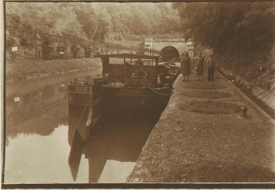 méduse souterrain canal Abbécourt 001.jpg