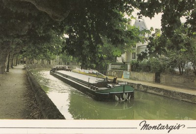 Montargis (Loiret) - Le canal de Briare - IN NOMINE DEI (Copier).jpg