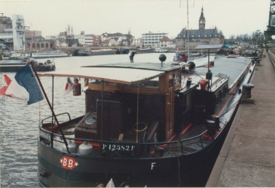 GEORGES.jpg (130.05 Kio) Vu 5763 fois GEORGES.jpg