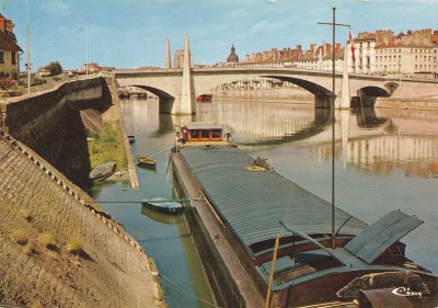 Chalon-sur-Saône (S.-et-L.) - Le pont St-Laurent (Copier).jpg