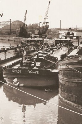 Chauny (02 - Aisne) - Port de Pechiney - St-Gobain (AGATE NB) (5).jpg (47.57 Kio) Vu 2827 fois Chauny (02 - Aisne) - Port de Pechiney - St-Gobain (AGATE NB) (5).jpg