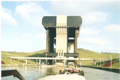 001.jpg (90.38 Kio) Vu 1001 fois 001.jpg