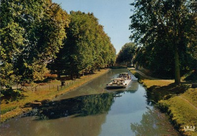 Agen Bura.jpg (191.55 Kio) Vu 9271 fois Agen Bura.jpg