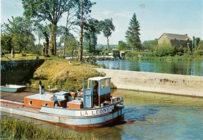 léone1-1.jpg