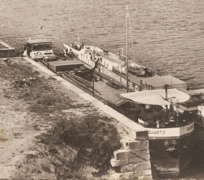 Elbeuf (S.-Mme) - Quai de Rouen et la Seine (QUARTZ).jpg