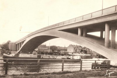 Conflans-Sainte-Honorine (Seine-et-Oise) - Fin d'Oise - Le pont (a).jpg (80.68 Kio) Vu 6046 fois Conflans-Sainte-Honorine (Seine-et-Oise) - Fin d'Oise - Le pont (a).jpg