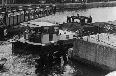 Nenuphar 1 (2).jpg (171.27 Kio) Vu 1240 fois Nenuphar 1 (2).jpg