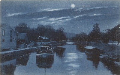 Pont-à-Mousson la nuit - vue sur le canal a (red).jpg (113.84 Kio) Vu 3224 fois Pont-à-Mousson la nuit - vue sur le canal a (red).jpg