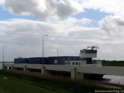 friendship128052006.jpg (54.3 Kio) Vu 1834 fois friendship128052006.jpg