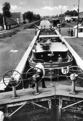 (F) Neuville sur l'Escaut_Legechri (1).jpg (177.21 Kio) Vu 1215 fois (F) Neuville sur l'Escaut_Legechri (1).jpg